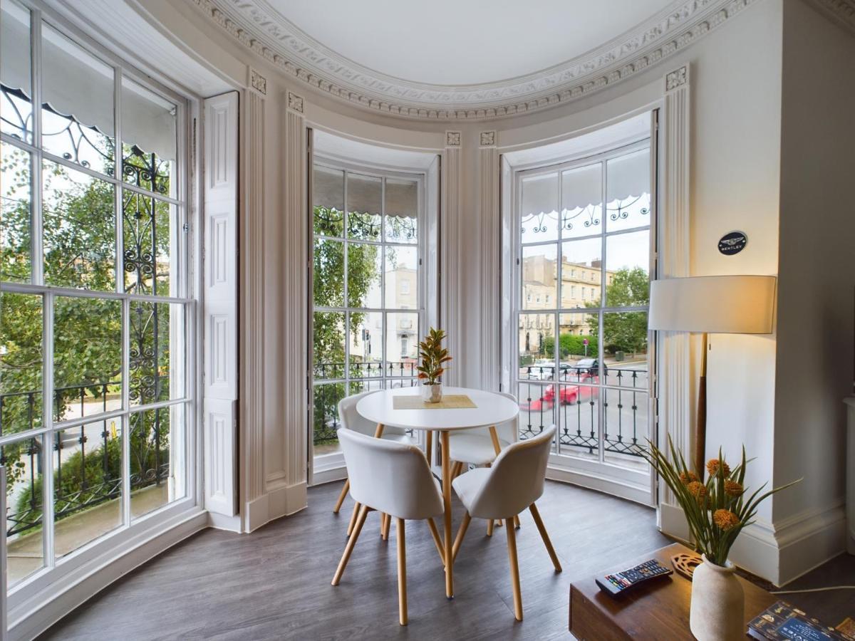Belle Vue Regency King Size W Free Parking Leilighet Cheltenham Eksteriør bilde